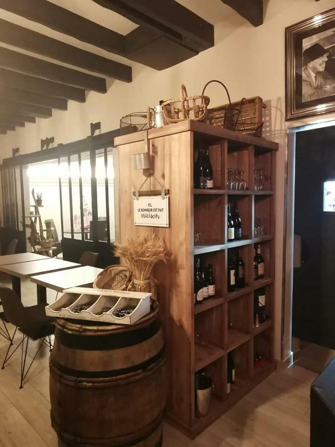 Auberge Saint-Jean Villequier-Aumont Exteriér fotografie